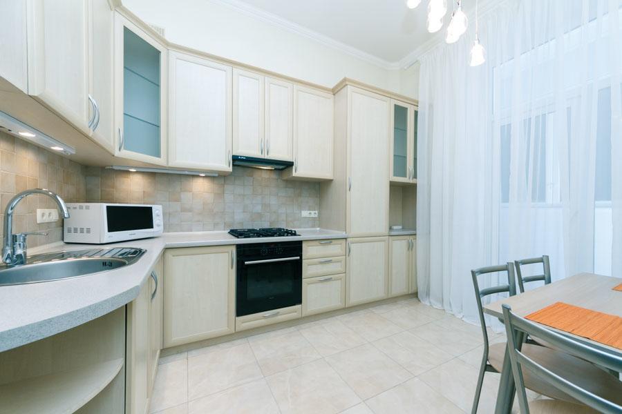 Vip 2 Bedroms Right Near Khreashatik * Kyiv